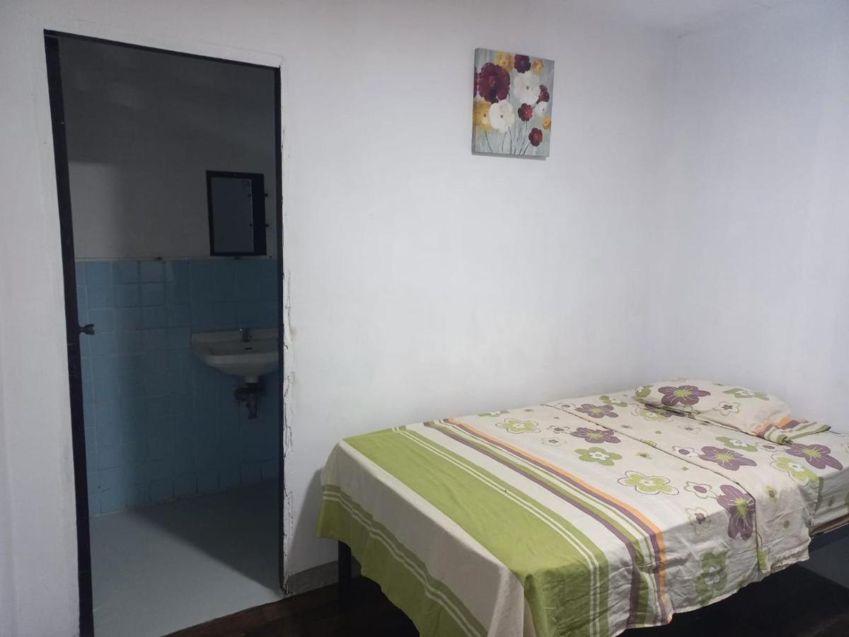Habitacion Suite Sencilla ปลายาส ภายนอก รูปภาพ